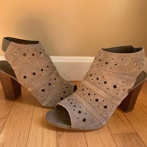 NIB Franco Fortini “Naya” Suede Cutout Heels